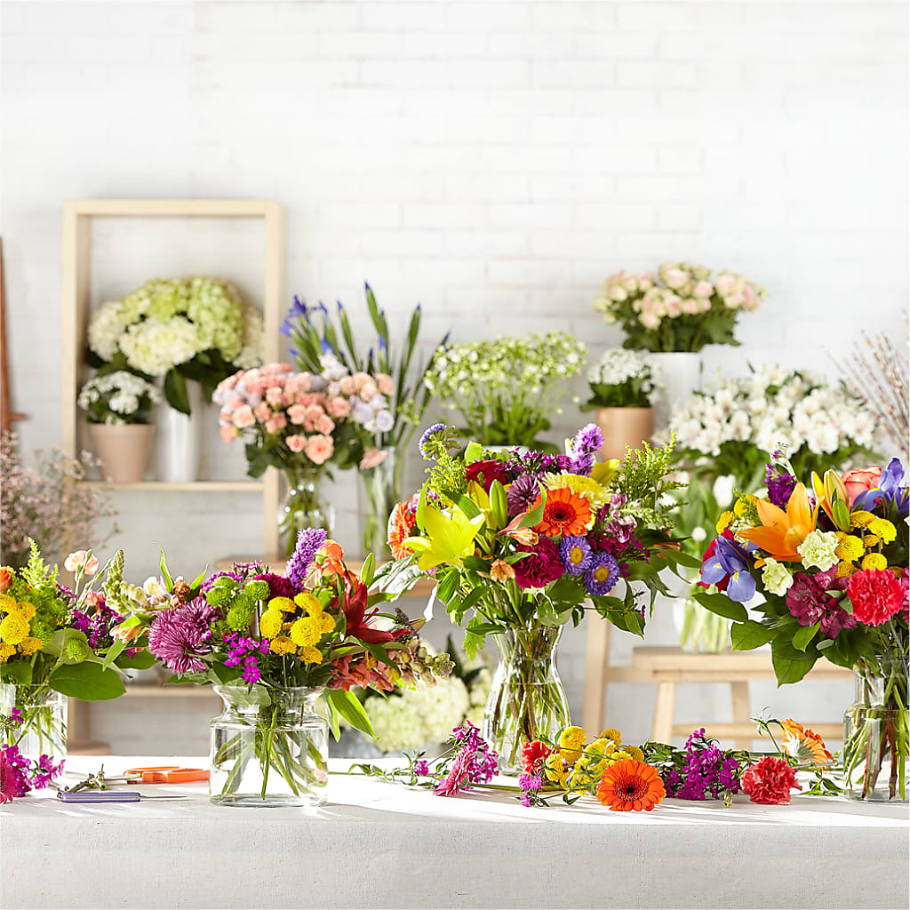 Bold & Bright – A Florist Original – VACHA'S FOREST FLOWERS, Oak Forest IL