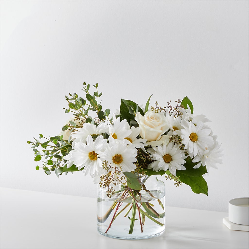 Fresh Linen Bouquet – VACHA'S FOREST FLOWERS, Oak Forest IL