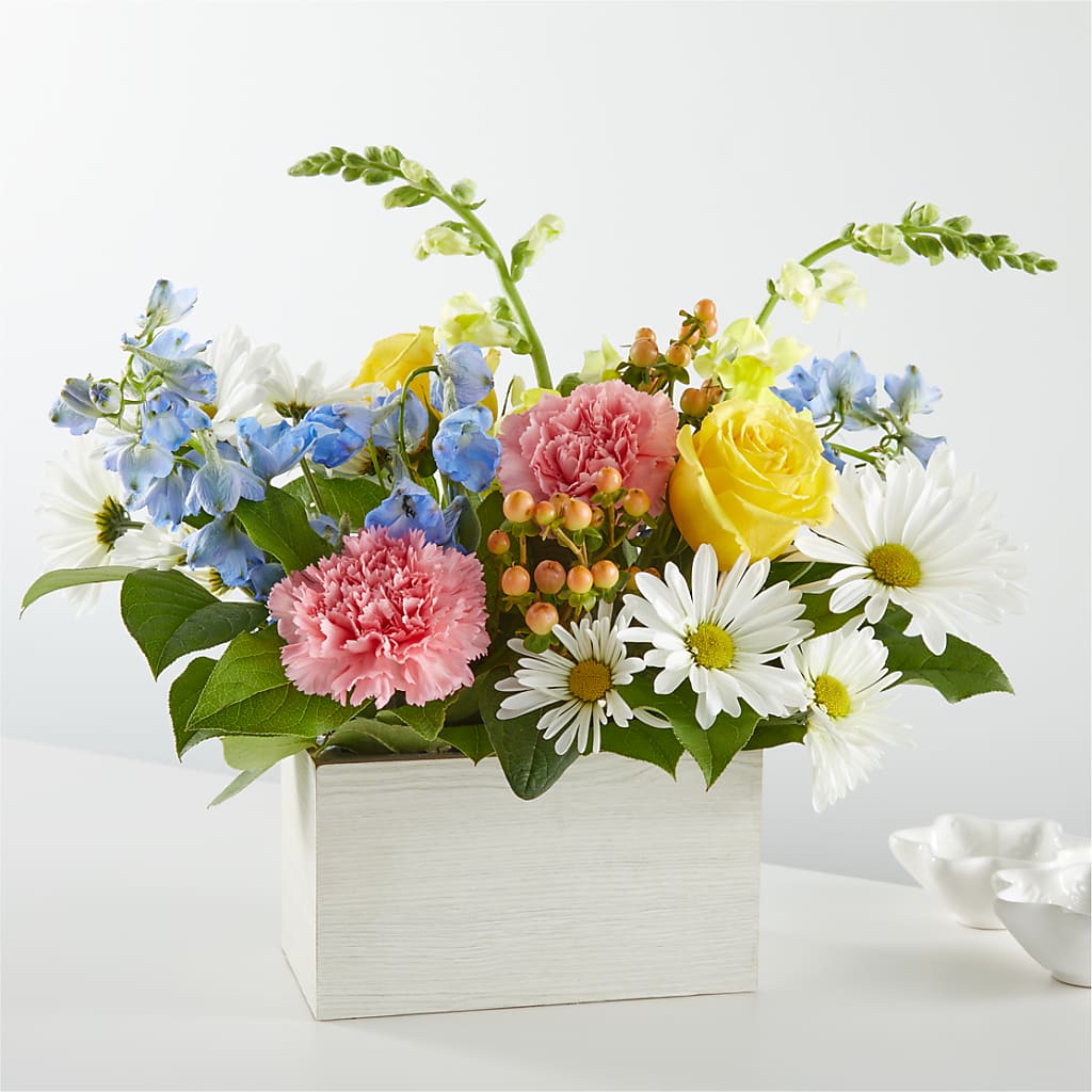 Sun Salutation Box Bouquet – VACHA'S FOREST FLOWERS, Oak Forest IL