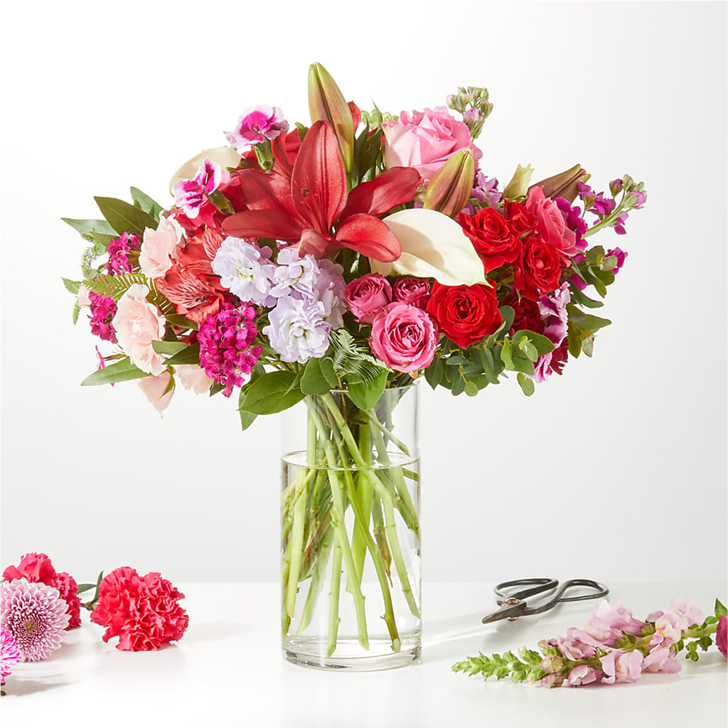 Swooning Over You - A Luxury Florist Original – VACHA'S FOREST FLOWERS, Oak Forest IL
