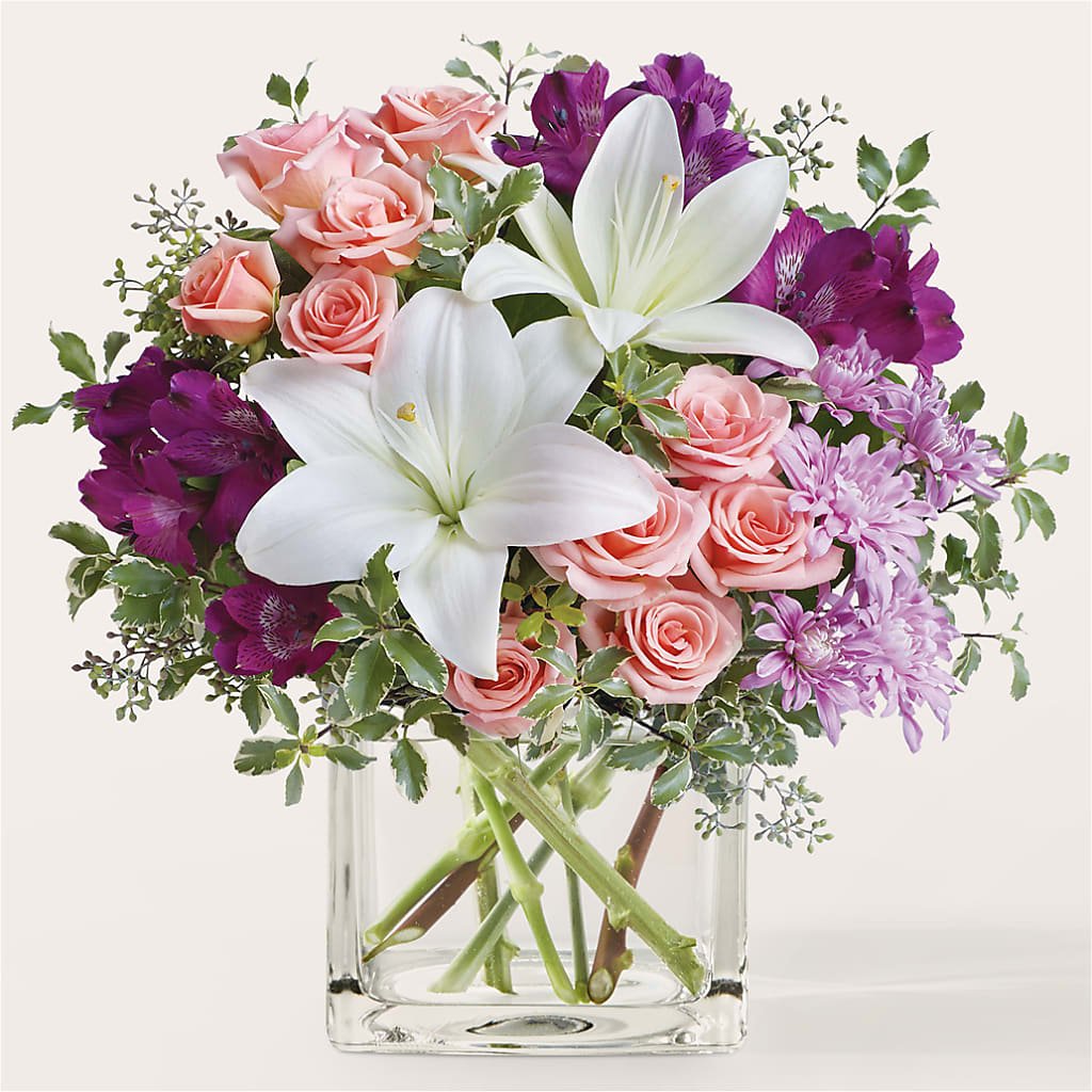 Mani Pedi Bouquet – VACHA'S FOREST FLOWERS, Oak Forest IL