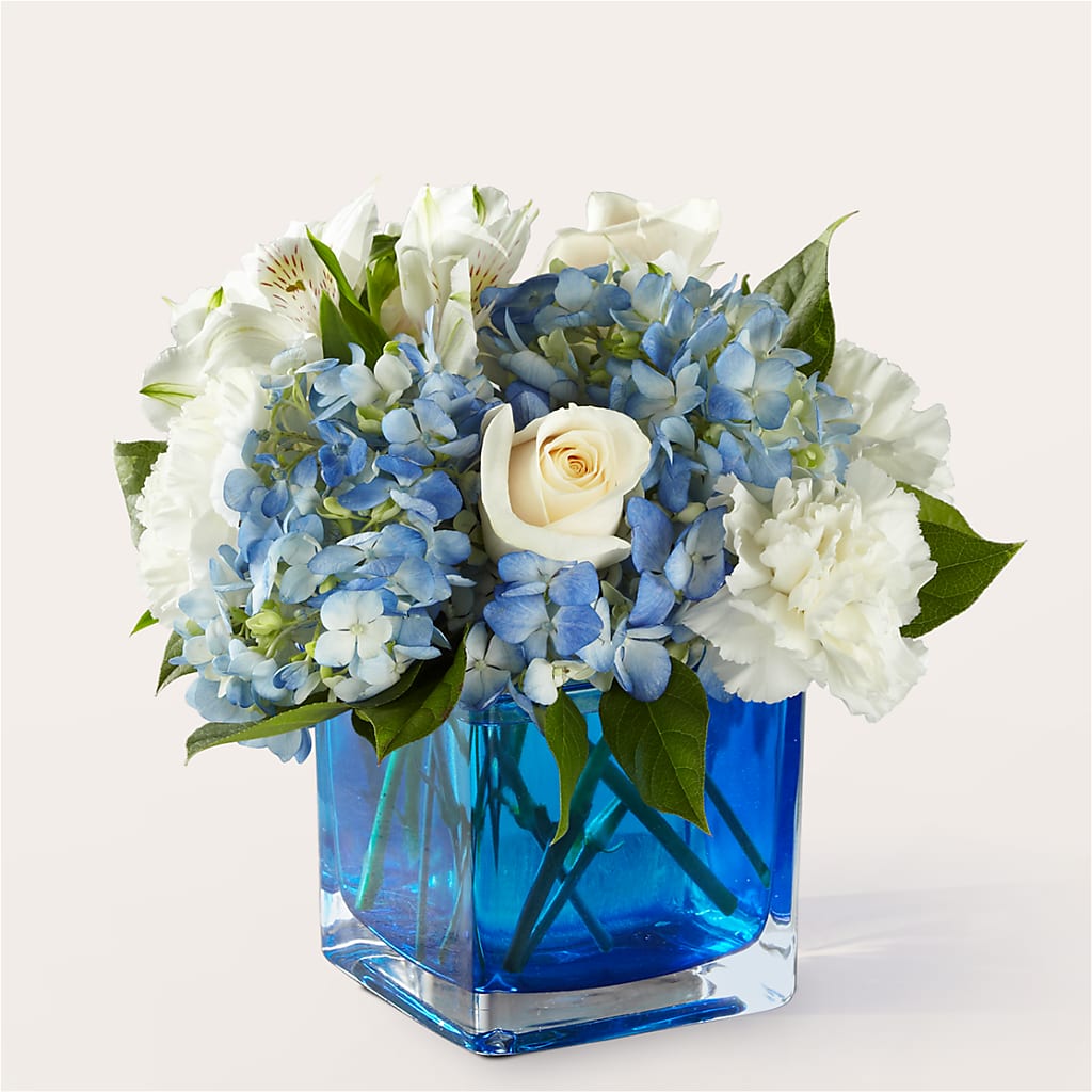 Soothing Waters Bouquet – VACHA'S FOREST FLOWERS, Oak Forest IL
