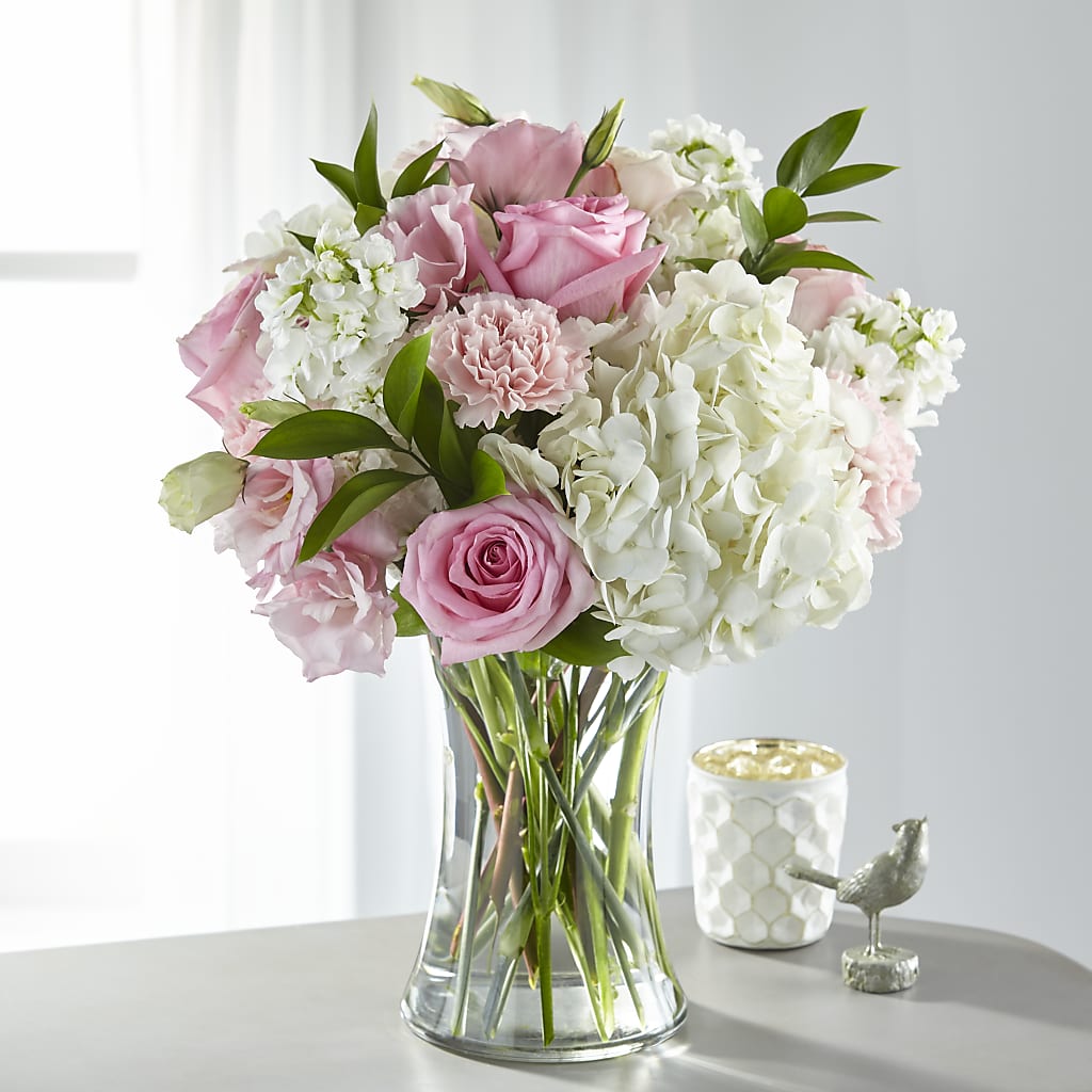 Guiding Grace Bouquet – VACHA'S FOREST FLOWERS, Oak Forest IL