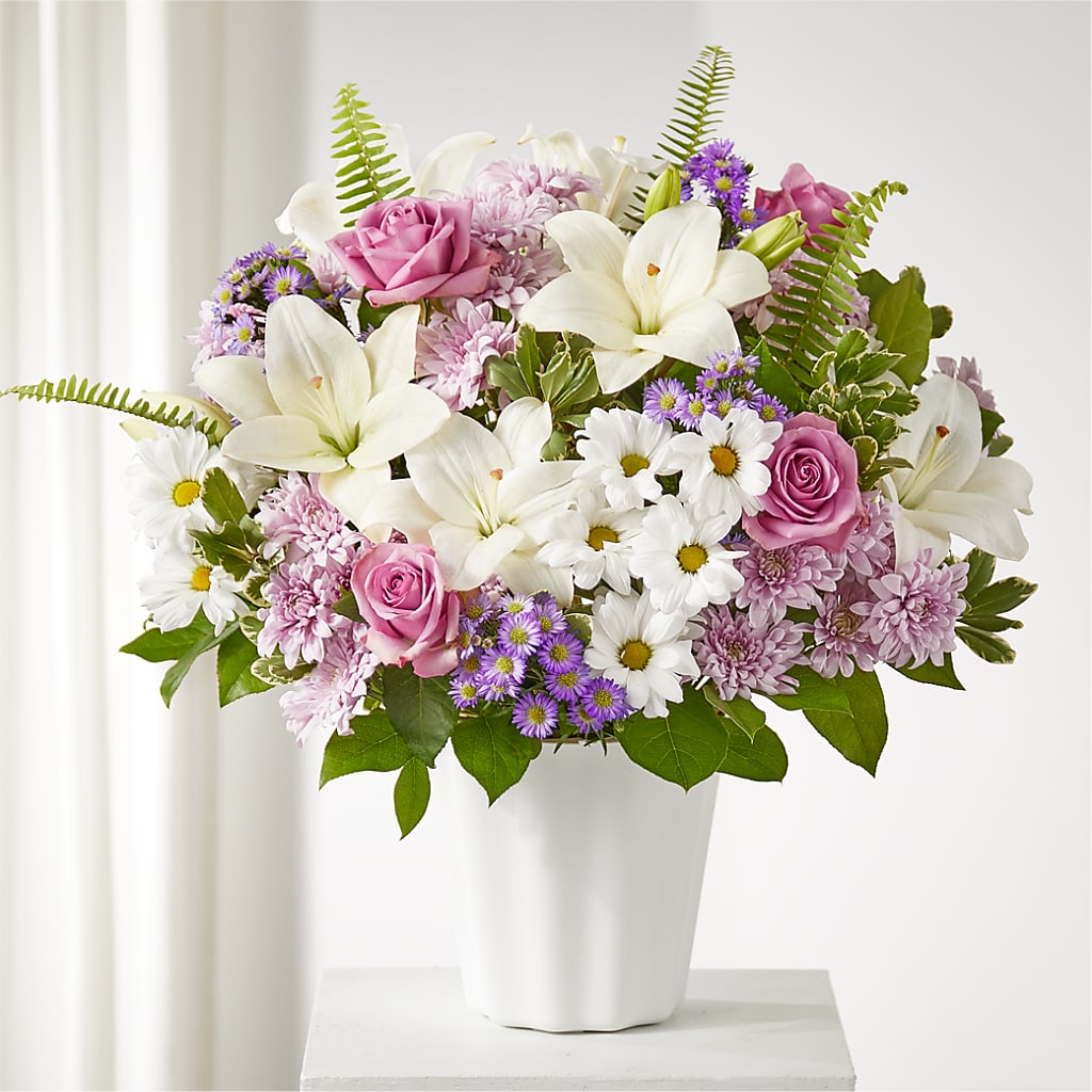 Warmest Thoughts Tabletop Basket – VACHA'S FOREST FLOWERS, Oak Forest IL