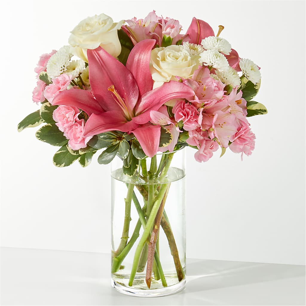 Piece of Cake Bouquet – VACHA'S FOREST FLOWERS, Oak Forest IL