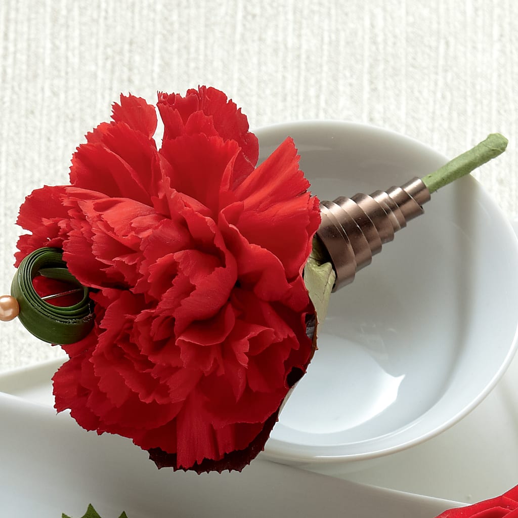 Red Carnation Boutonniere – VACHA'S FOREST FLOWERS, Oak Forest IL