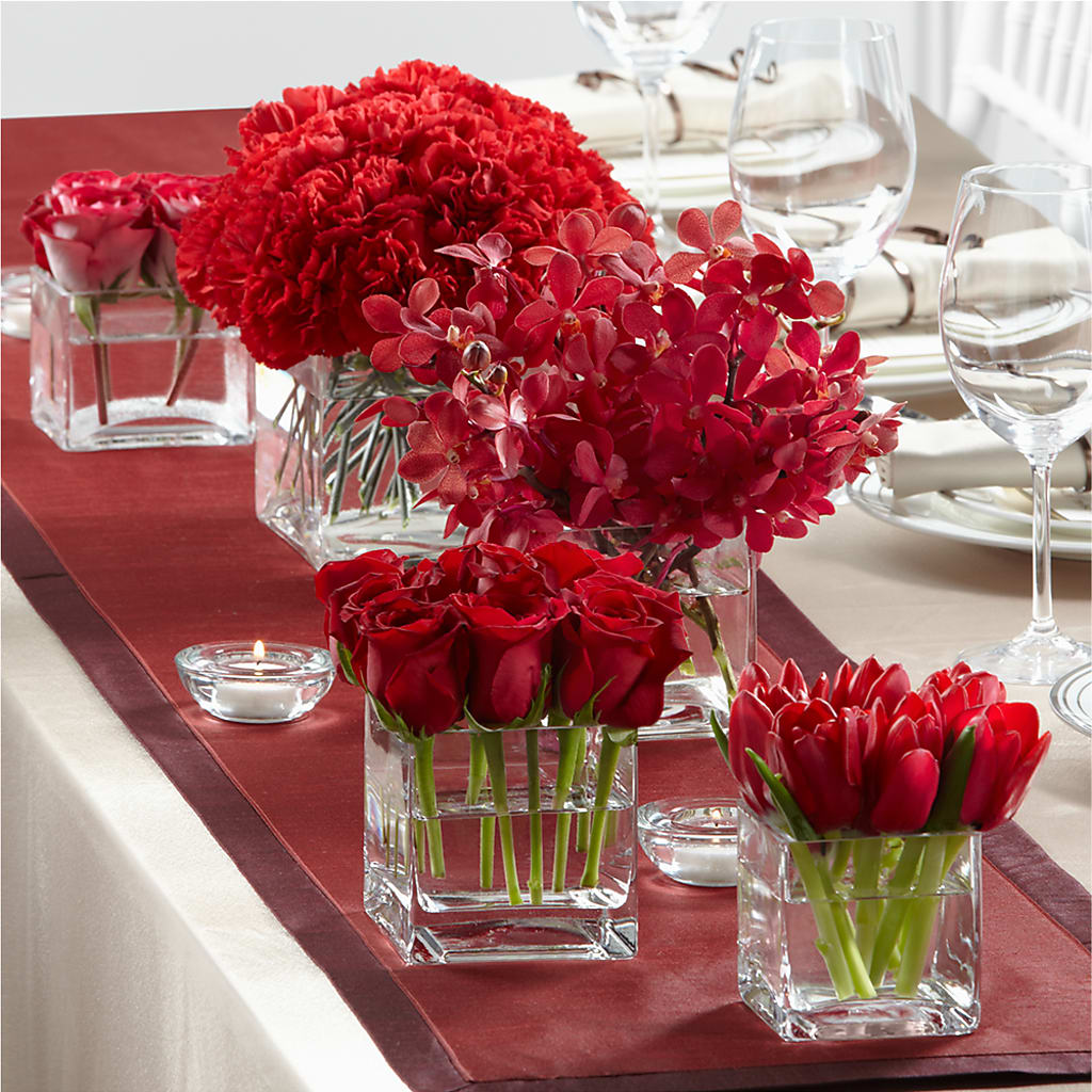 Modern Grace Centerpiece – VACHA'S FOREST FLOWERS, Oak Forest IL
