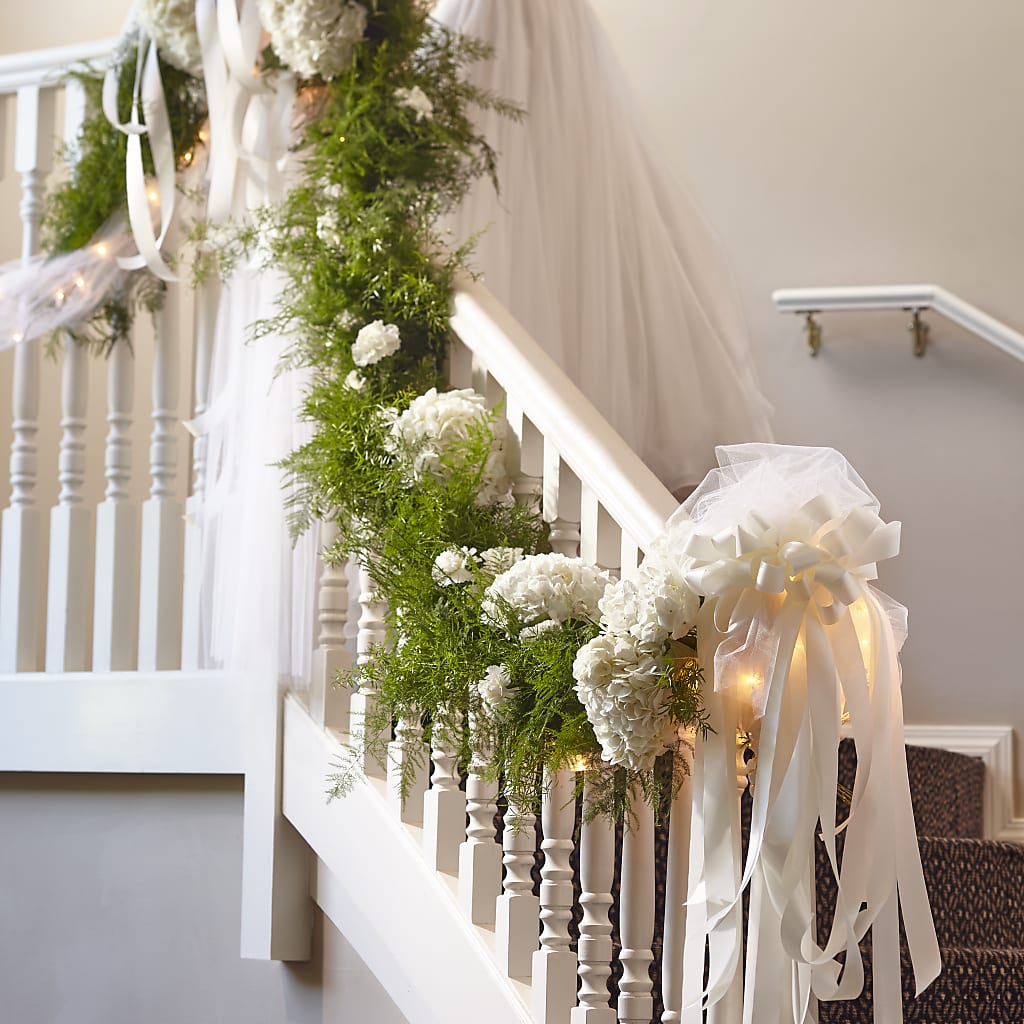 Champagne Dreams Garland – VACHA'S FOREST FLOWERS, Oak Forest IL