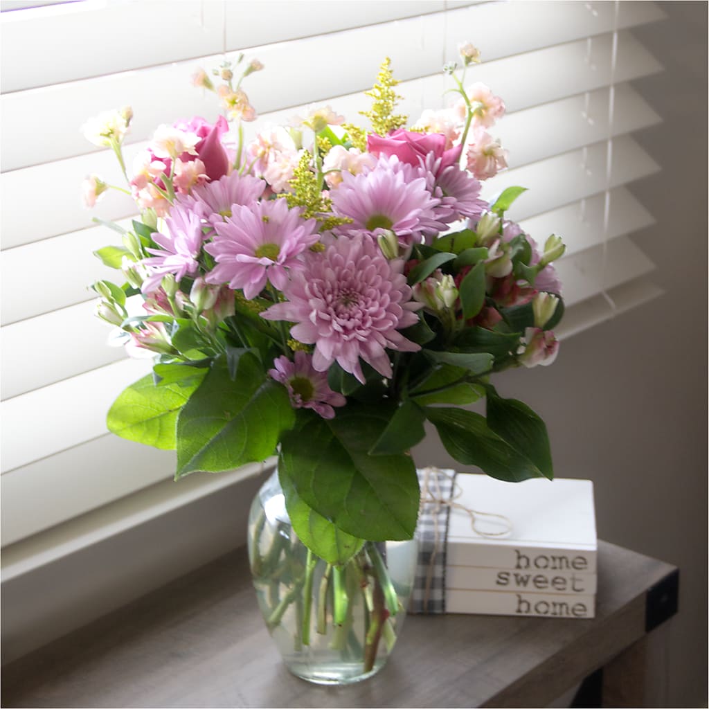 Pastel Tradition - A Florist Original – VACHA'S FOREST FLOWERS, Oak Forest IL