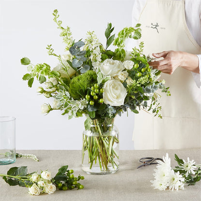 Irish Garden - A Florist Original – VACHA'S FOREST FLOWERS, Oak Forest IL