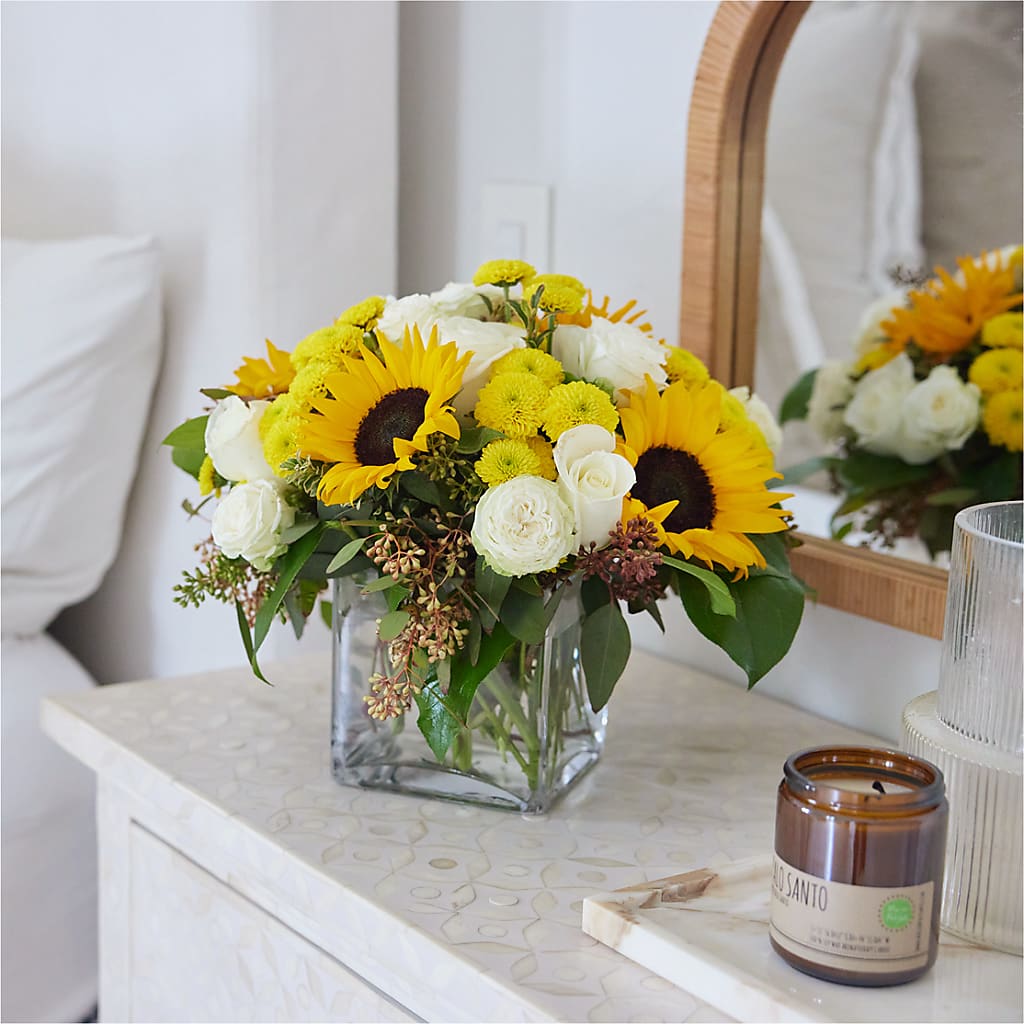 Luminous Morning Bouquet – VACHA'S FOREST FLOWERS, Oak Forest IL