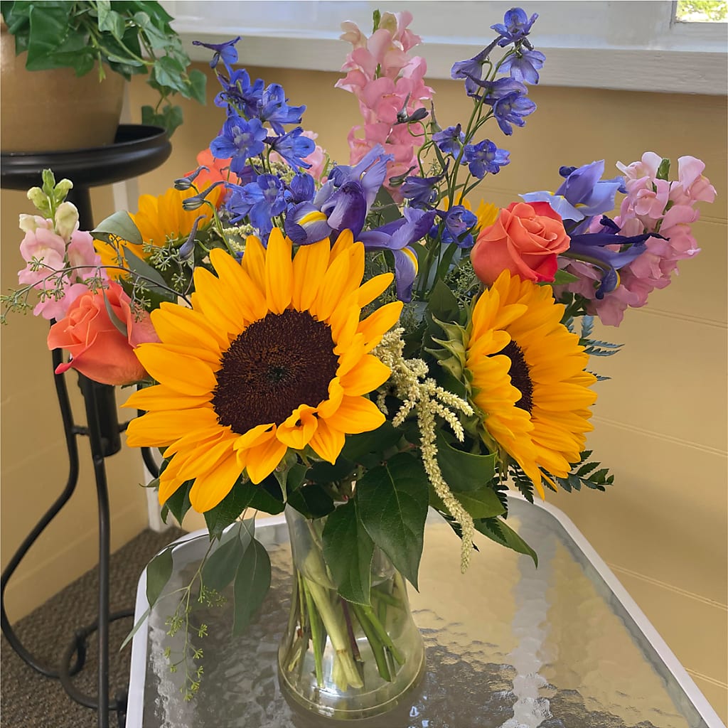Rays of Life Bouquet – VACHA'S FOREST FLOWERS, Oak Forest IL