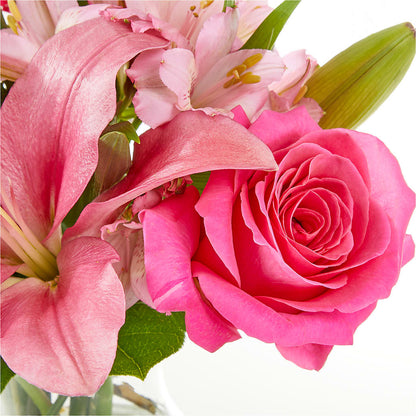 Lots of Love Bouquet – VACHA'S FOREST FLOWERS, Oak Forest IL