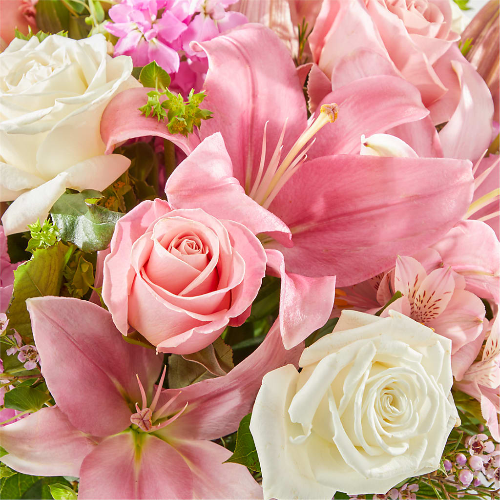 Ethereal Beauty Bouquet – VACHA'S FOREST FLOWERS, Oak Forest IL