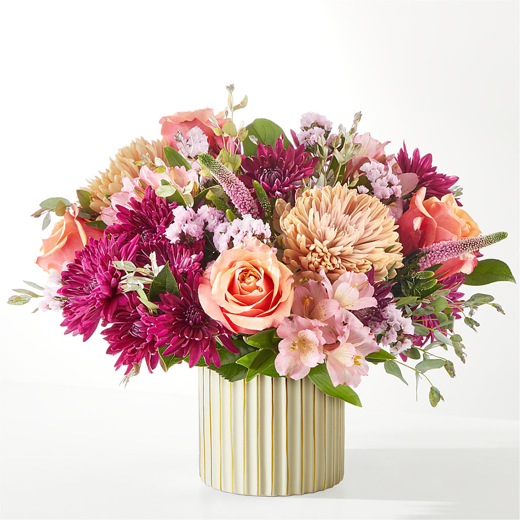 Berry Cobbler Bouquet with Ivory Vase – VACHA'S FOREST FLOWERS, Oak Forest IL