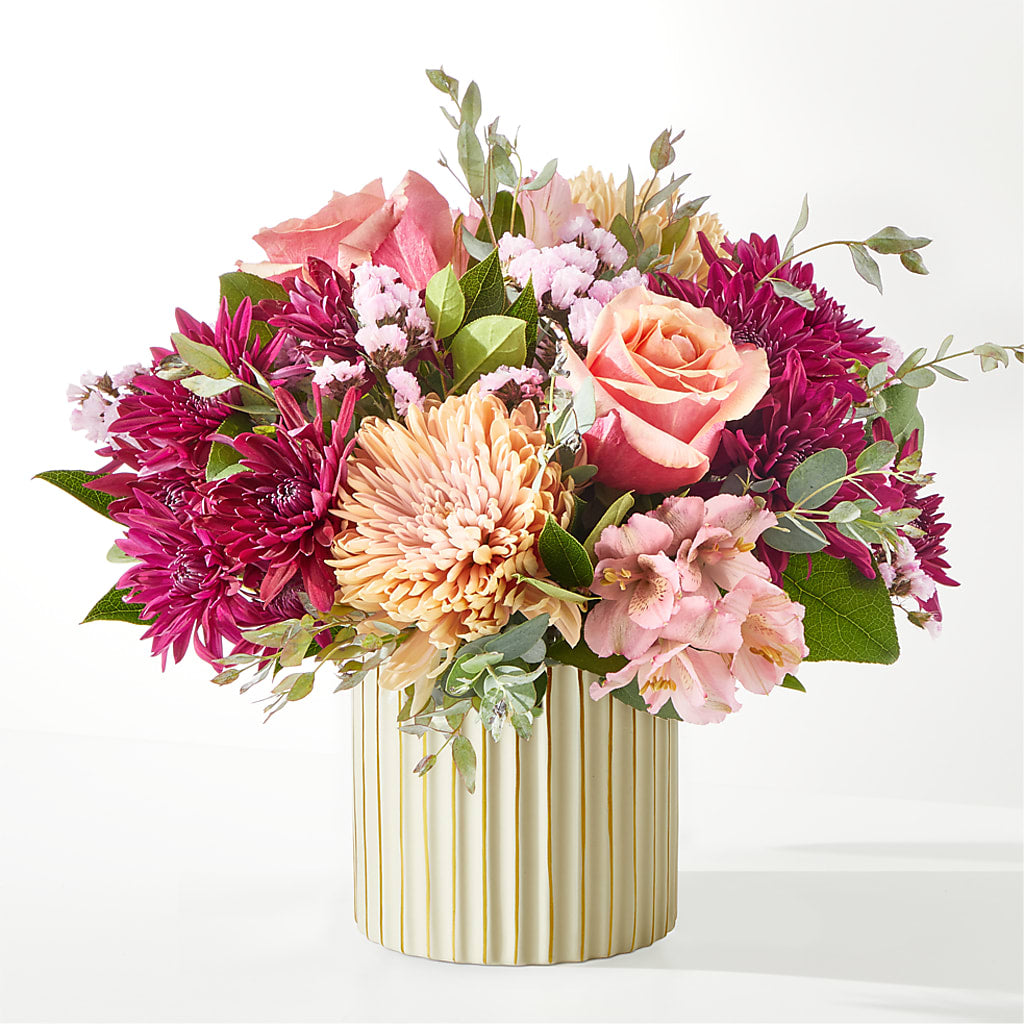 Berry Cobbler Bouquet with Ivory Vase – VACHA'S FOREST FLOWERS, Oak Forest IL