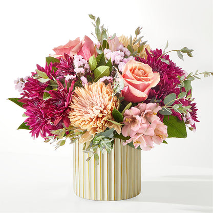 Berry Cobbler Bouquet with Ivory Vase – VACHA'S FOREST FLOWERS, Oak Forest IL