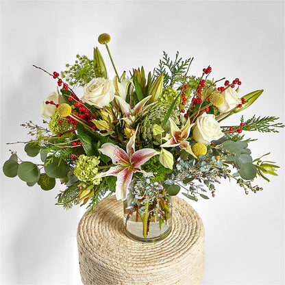 Berry & Bright Bouquet – VACHA'S FOREST FLOWERS, Oak Forest IL