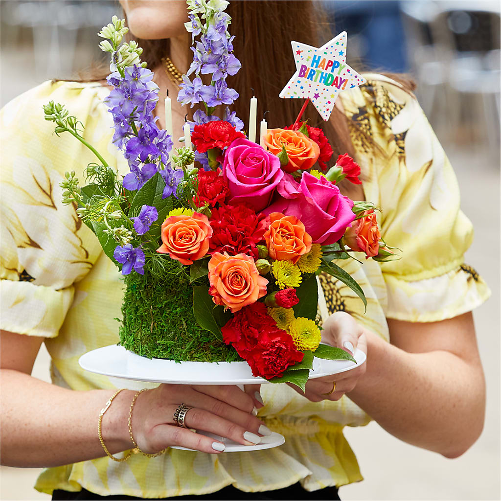 Best Year Yet Floral Cake – VACHA'S FOREST FLOWERS, Oak Forest IL
