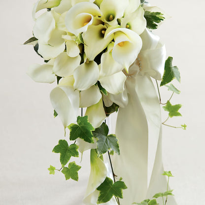 White Chapel Bouquet – VACHA'S FOREST FLOWERS, Oak Forest IL